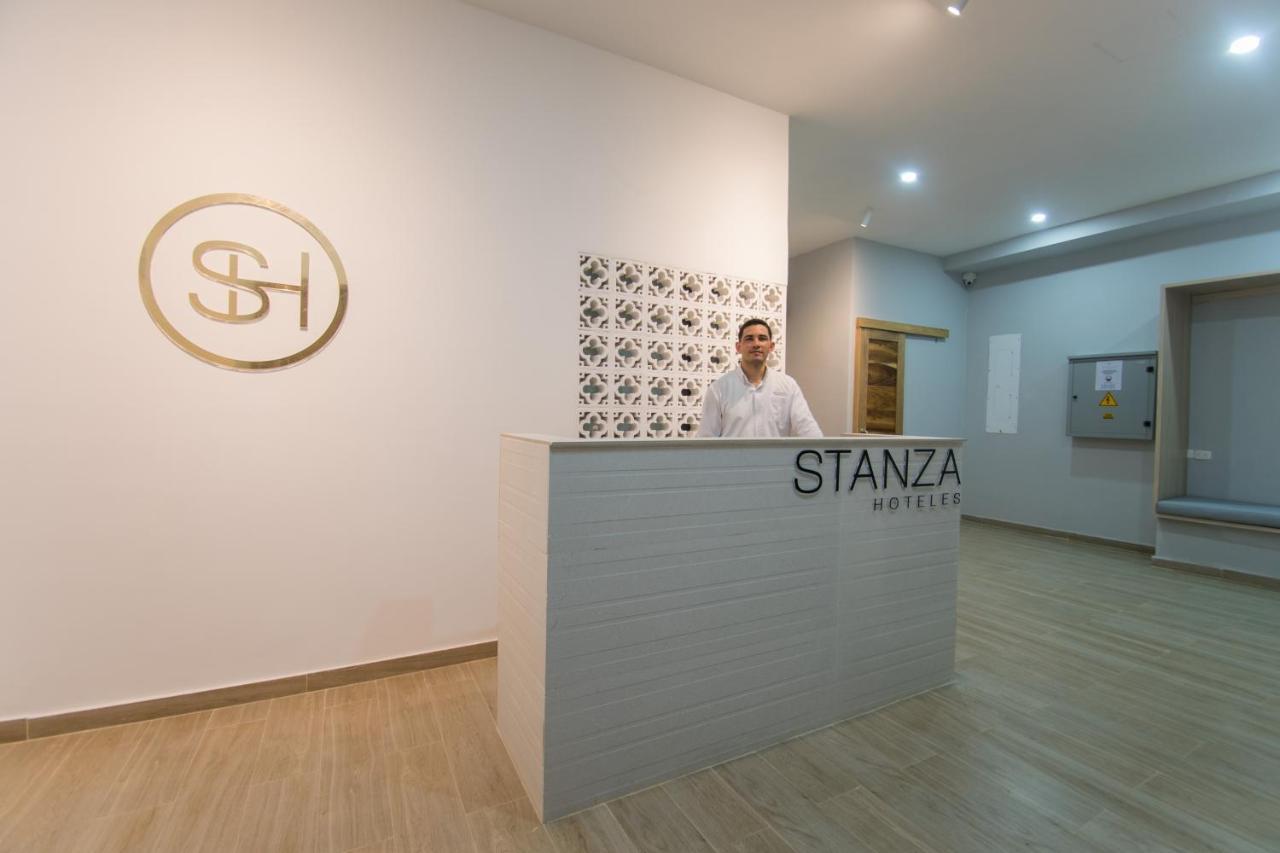 Stanza Hotel Сінселехо Екстер'єр фото